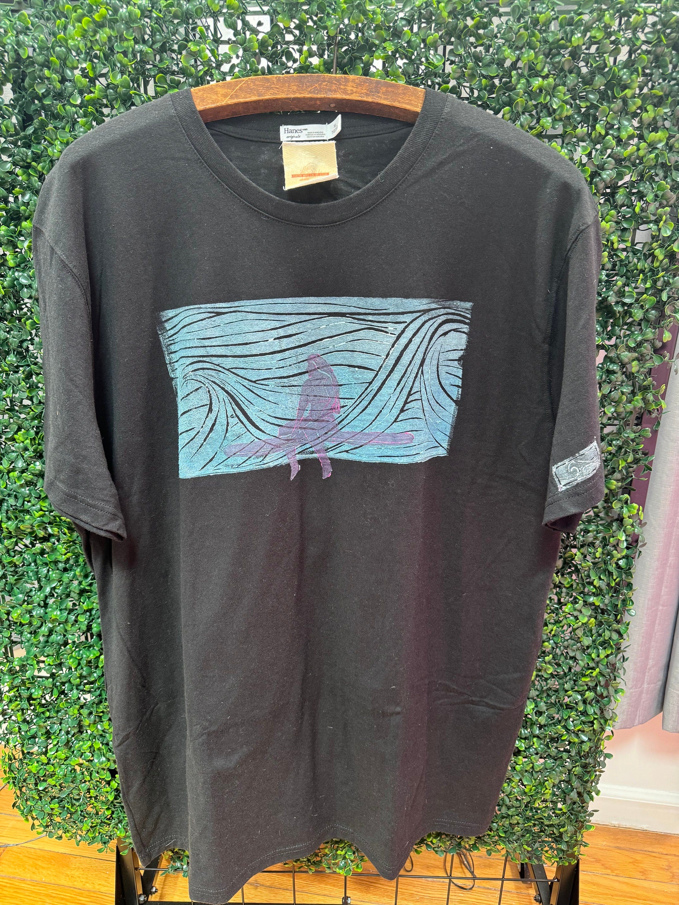 Beach surfer girl with waves  block printed by hand Black T-shirt